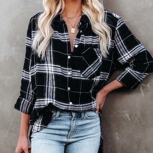 VICI MELANCHOLY PLAID BUTTON DOWN TOP